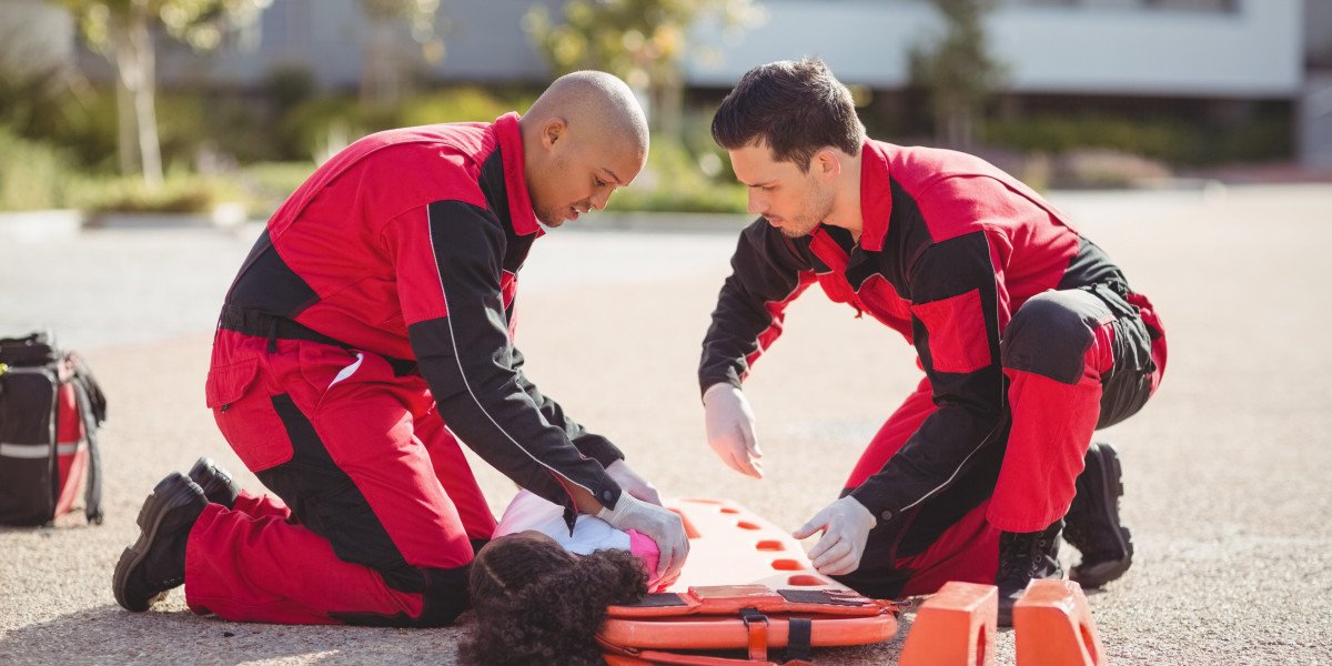 Workplace First Aid: Essential Training for a Safe and Healthy Office