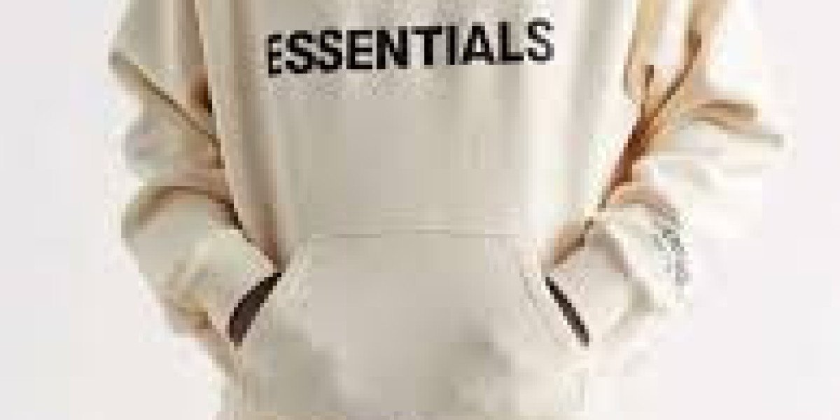 Essential Hoodie A Staple for Relaxed Daily Style